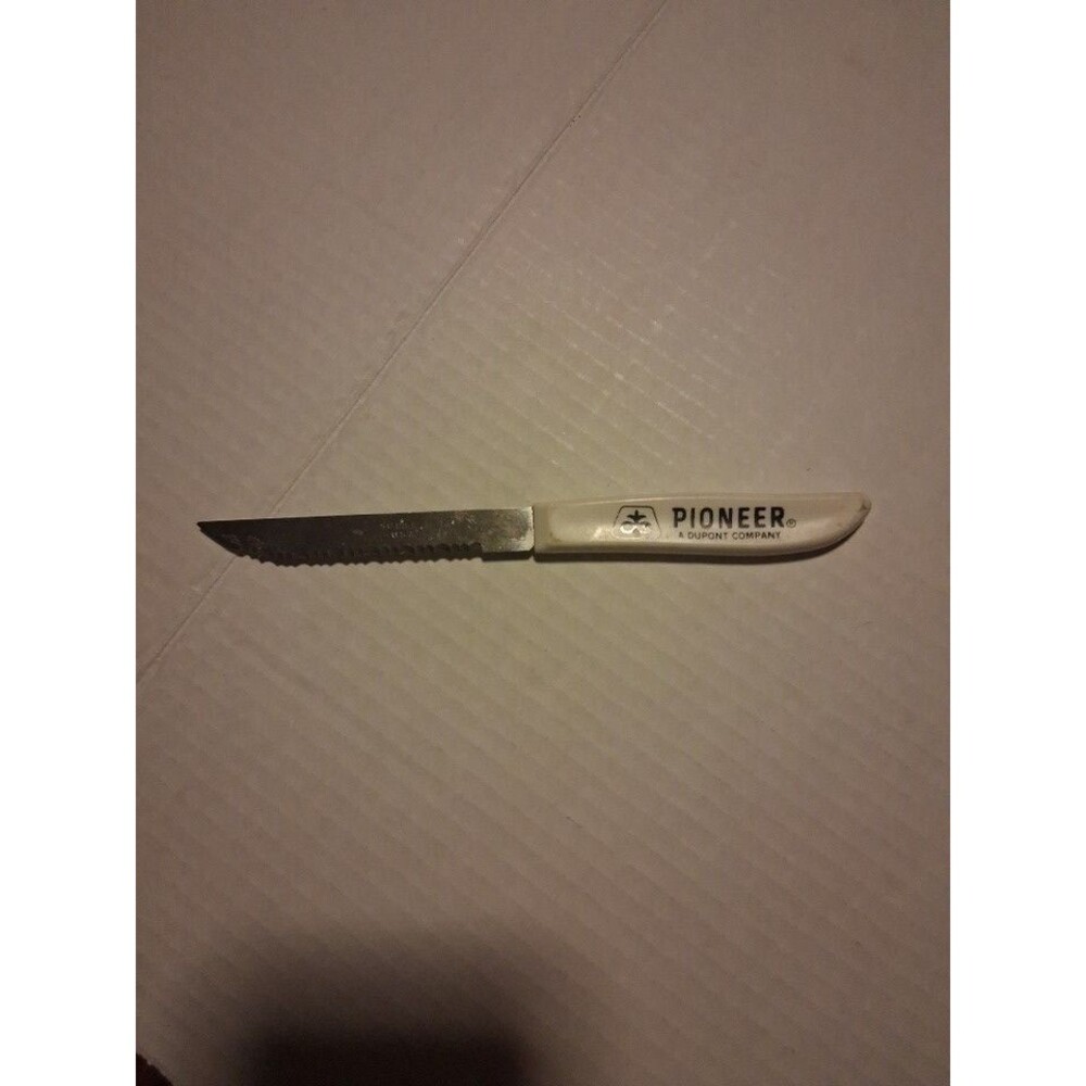Vtg Pioneer Seeds Quikut Stainless Steel Seraded  Knife Farm Ag